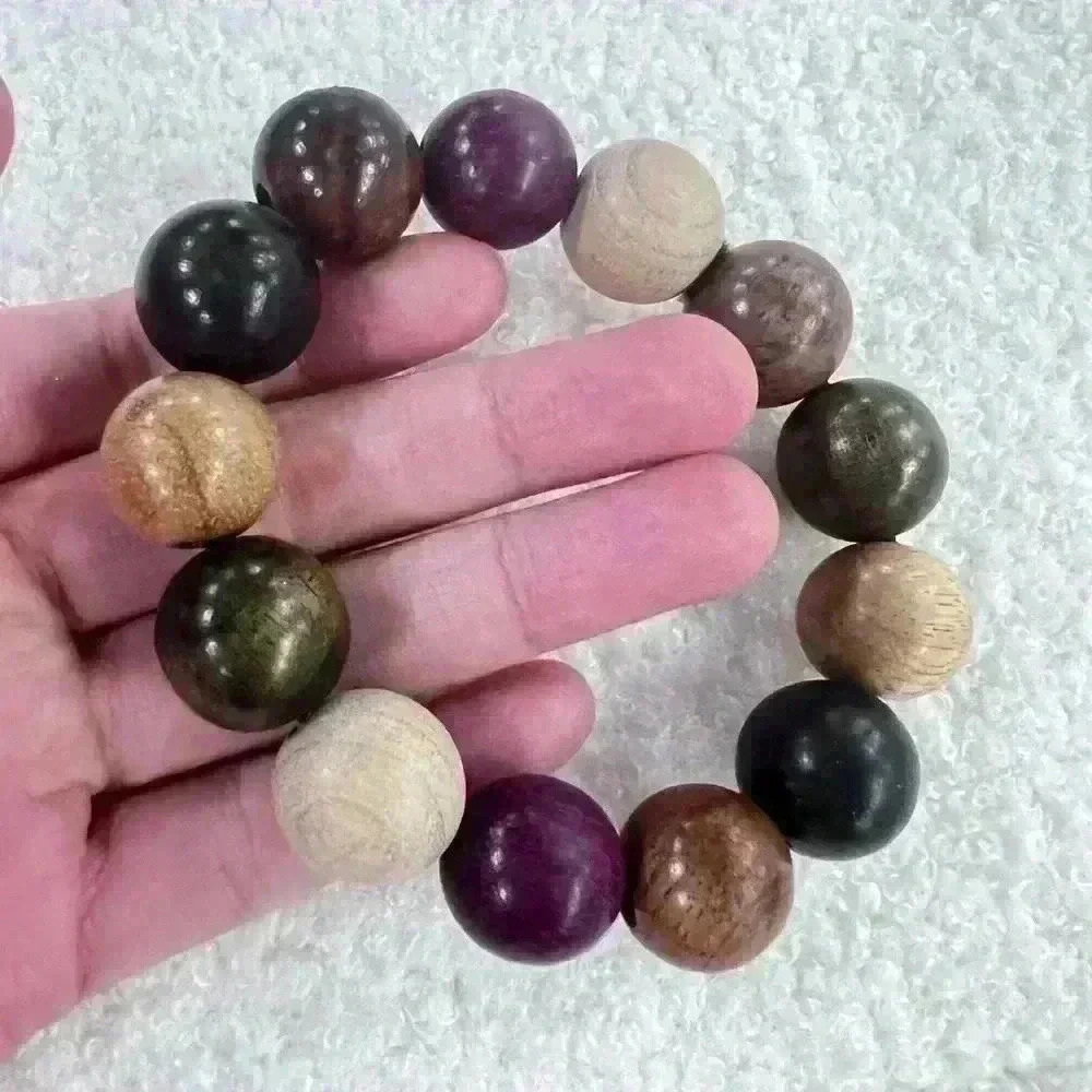 Exquisite  1.8cm Rosewood Beaded Bracelet - 13 Beads
